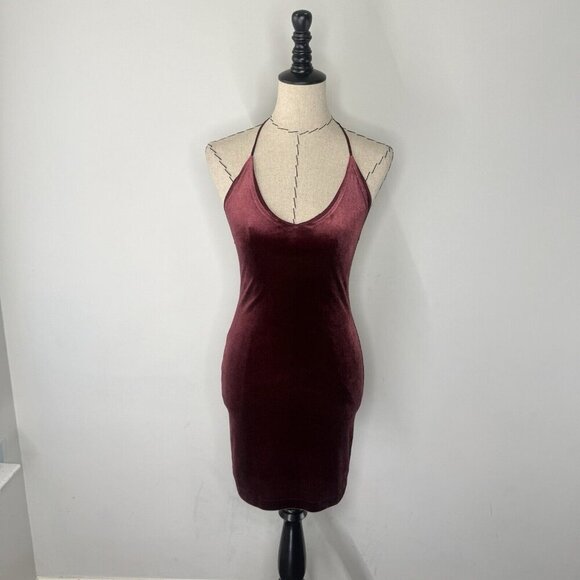 Kimchi Blue Mini Wine Colored Velvet Short Dress Holiday Party Sz Small - Picture 1 of 7